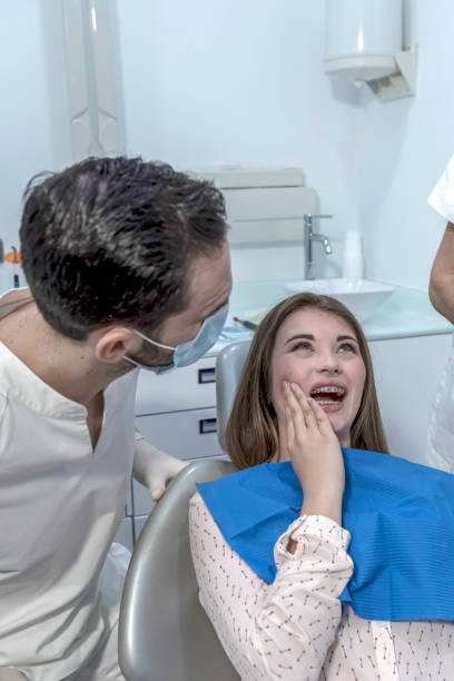 Best Cracked Tooth Emergency Dentist  in Camp Barrett, VA